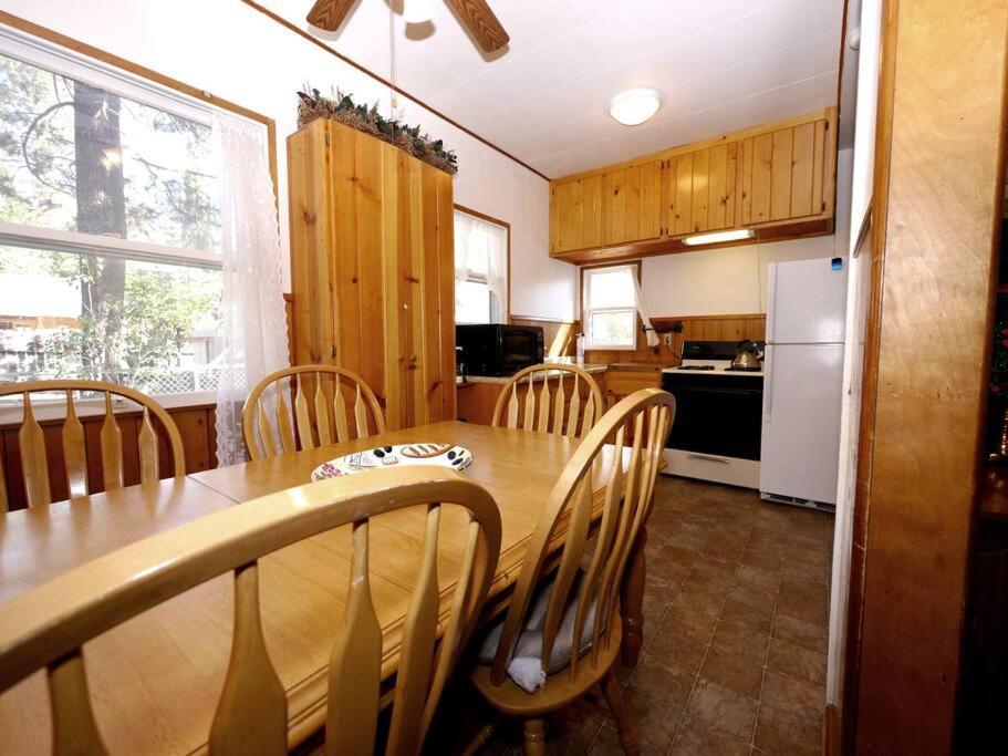 Green Cabin In Big Bear Lake 3 Bdr Pets Friendly 빅 베어 시티 외부 사진
